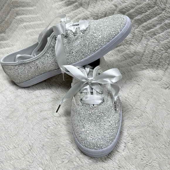 Keds x Kate Spade New York fashion sneakers Silver sparkle glitter , US 8, NWOT - Picture 1 of 12